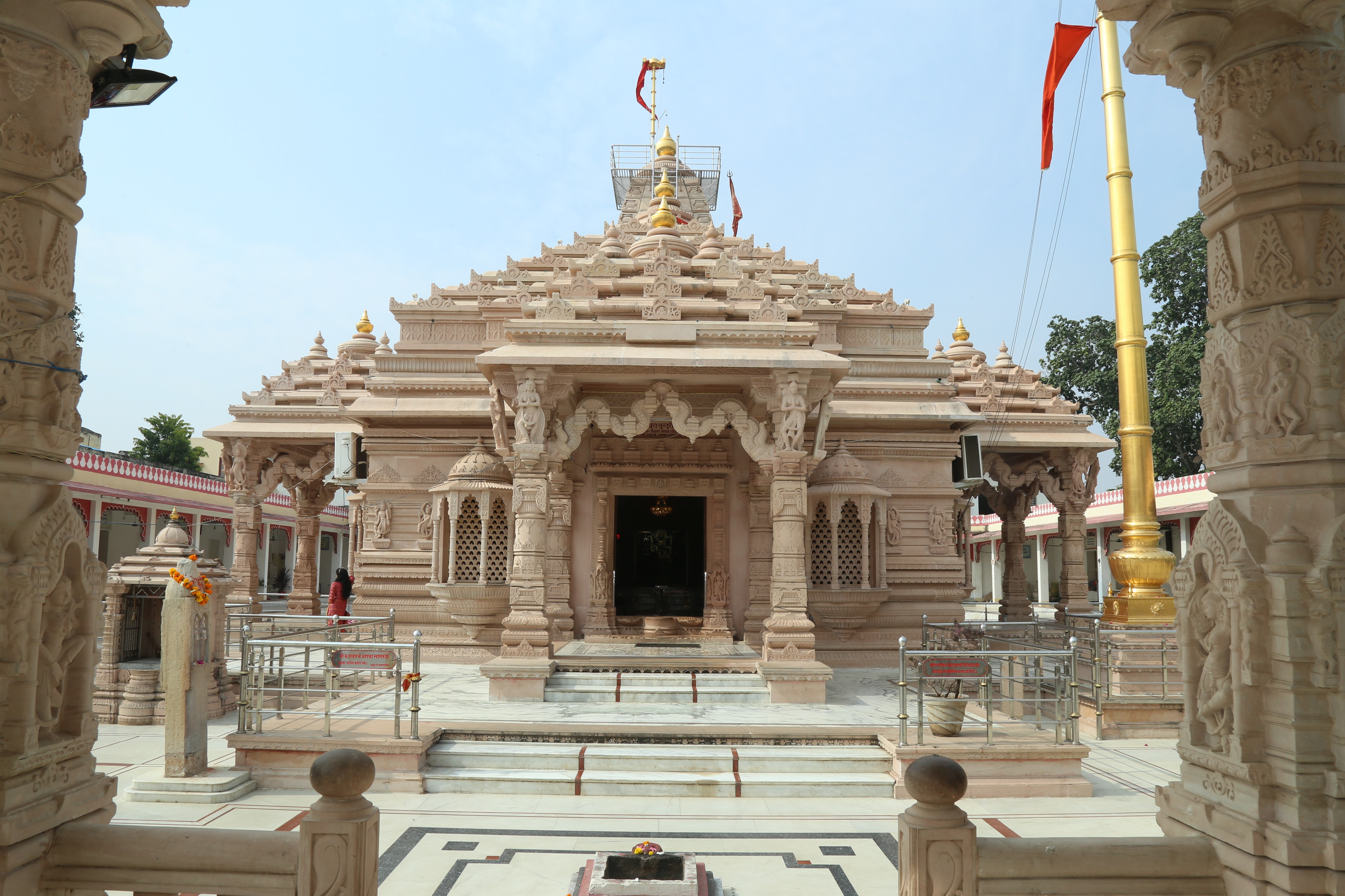 Temple Image 13